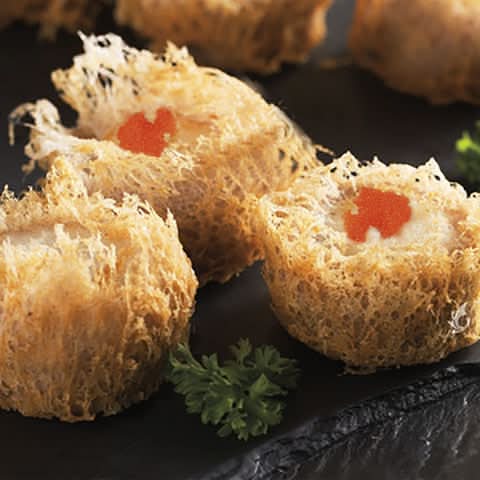 Deep Fried Scallop, Minced Pork & Taro Pastries 香酥荔芋帶子甫